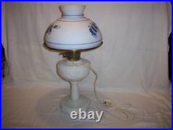 Antique Aladdin Table Oil Lamp Electrified Lincoln Drape Ivory Color