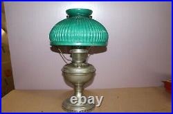Antique Aladdin Table Oil Lamp With Green Shade NICE ORIGNALFRESH ESTATE FIND