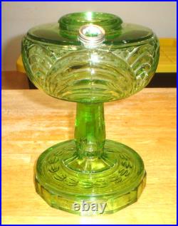 Antique Aladdin Washington Drape Green Uranium Oil Lamp Fount/Base Only Glows