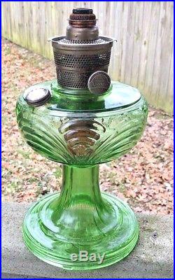 Antique Green Drape Aladdin Kerosene Lamp The Nu-Type Model B, NR