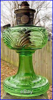 Antique Green Drape Aladdin Kerosene Lamp The Nu-Type Model B, NR