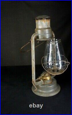 Antique HURWOOD ALADDIN Oil Kerosene SIDE LIFT LAMP Lantern Clear Globe
