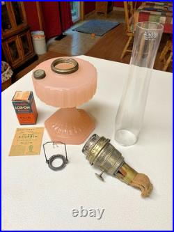 Antique Oil Lamp Aladdin Nu-Type Model B Pink. Excellent condition