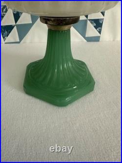 Antique Original Aladdin B125 Lamp(circa 1936) Wht Over Green Jadeite Moonstone