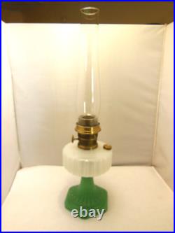 Antique Original Aladdin B125 Oil Lamp Wht Over Green Jadeite Moonstone 1936