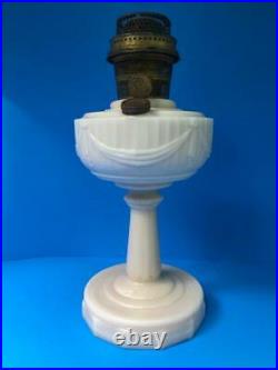 Antique Pinkish Cream Lincoln Drape Tall Aladdin Oil Kerosene Lamp with B Burner