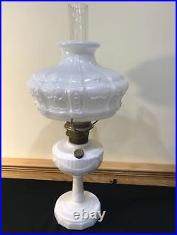 Antique Vintage Alacite Lincoln Drape Aladdin Oil Kerosene Matching Lamp Shade