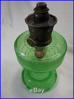 Antique Vintage Emerald Green Colonial Aladdin Kerosene Lamp