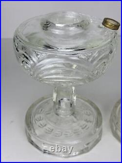 Antique Vintage Glass Aladdin Kerosene Oil Lamp Washington Drape Crow Foot (4)