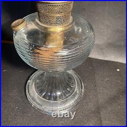 Antique Vtg Aladdin Kerosene Beehive Oil Lamp Clear Glass Nu-Type Model B Burner