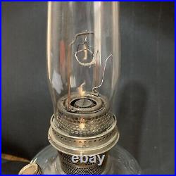 Antique Vtg Aladdin Kerosene Beehive Oil Lamp Clear Glass Nu-Type Model B Burner