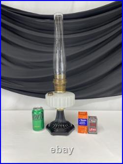 Antique Vtg COMPLETE Aladdin Oil Lamp B-124 Corinthian Black & White Moonstone