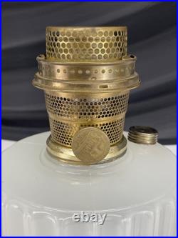 Antique Vtg COMPLETE Aladdin Oil Lamp B-124 Corinthian Black & White Moonstone