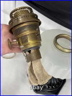 Antique Vtg COMPLETE Aladdin Oil Lamp B-124 Corinthian Black & White Moonstone