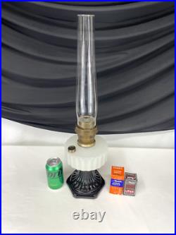 Antique Vtg COMPLETE Aladdin Oil Lamp B-124 Corinthian Black & White Moonstone
