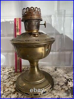 Antique victorian Brass Aladdin No. 8 kerosene oil lamp With Mantle And Shade