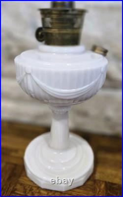Antique / vintage Rare Aladdin B pink Alacite Lincoln Drape Kerosene / oil lamp