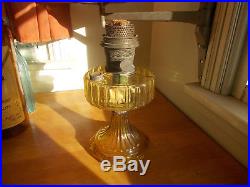BEAUTIFUL YELLOW GLASS ALADDIN 1930s CORINTHIAN LAMP ORIGINAL MODEL B BURNER