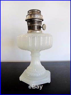 Beautiful 1934 Aladdin Cathedral White Moonstone Kerosene Lamp withBurner