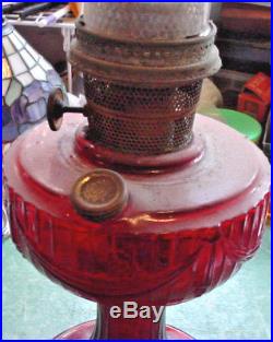 Beautiful Mint All Original Old Aladdin Red Lincoln Drape Kerosene Lamp Guarante