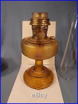 C1933 ALADDIN model #106 Amber COLONIAL Kerosene Oil Lamp Burner Chimney
