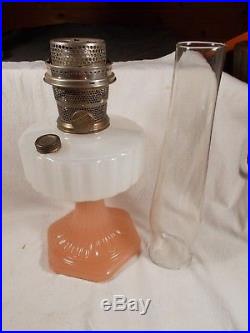 C1935 ALADDIN B-126 White & Rose Corinthian Kerosene Oil Lamp wBurner & Chimney