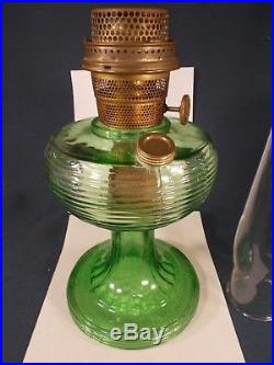 C1937 ALADDIN B81 GREEN CRYSTAL BEEHIVE Kerosene Oil Lamp Burner Chimney