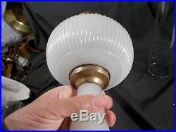 C1938 ALADDIN B-93 White Moonstone VERTIQUE Kerosene Oil Lamp wChimney