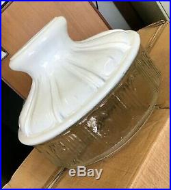 CLEARANCE OIL LAMP SHADES Aladdin Lamp 501 Glass Shade Box lot of 4