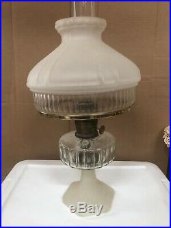 Clear & Frosted Aladdin Corinthian Kerosene Oil Lamp & 601 Clear/Frost 601 Shade