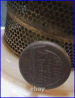 EXCELLENT VINTAGE 1930'S Aladdin Lincoln Drape PINK ALACITE Oil Kerosene Lamp