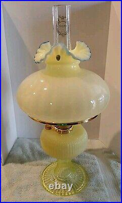 Fenton Aladdin Topaz Vaseline Limited Edition Lamp! GLOW with BLACK LIGHT