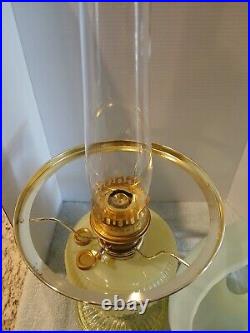 Fenton Aladdin Topaz Vaseline Limited Edition Lamp! GLOW with BLACK LIGHT