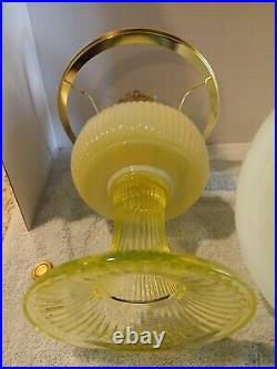 Fenton Aladdin Topaz Vaseline Limited Edition Lamp! GLOW with BLACK LIGHT