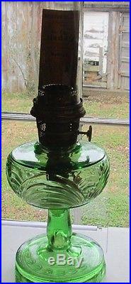 GREEN ALADDIN WASHINGTON DRAPE Alacite NU TYPE B OIL LAMP CROWS FEET NEVER USED