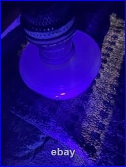 GREEN ANTIQUE ALADDIN Nu Type Model B JADITE jadeite Glass LAMP