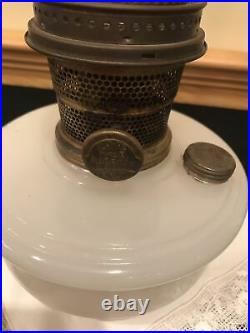 Genie Mantle Aladdin Lamp Co. B Nu-Type White Moonstone Oil Shelf Bracket Lamp