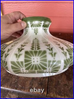 Green Aladdin / Coleman Type Stenciled Pittsburgh Glass Shade Kerosene Oil Lamp