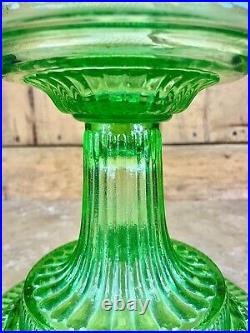 Green Colonial Aladdin Lamp