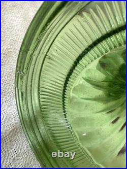 Green Crystal Beehive Aladdin Oil Lamp 1937-38, NuType Model B Burner