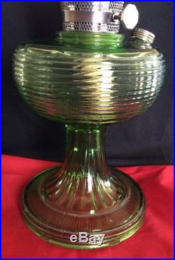 Herbross01 Aladdin Green Crystal Beehive Oil lamp With #23 Burner LOOKS GREAT