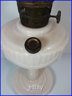 LINCOLN DRAPE Alacite Aladdin Kerosene Lamp Nu-Type model B with shade chimney