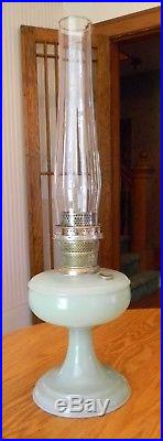 Mantel Co Aladdin Nu-Type Model A Green Venetian Lamp Lox-On & Chimney #2