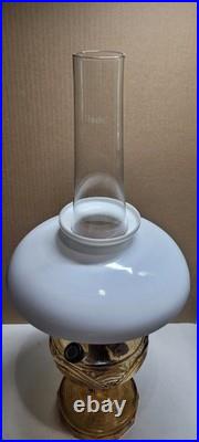 Mantle Lamp Co Nu-Type Model B Aladdin Amber Kerosene Lamp