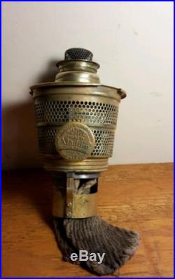 Mantle lamp co. NU Type model b Aladdin oil lamp