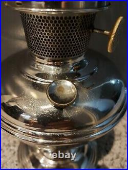 Model 11 Aladdin Lamp Complete With Correct Chimney. Very Nice Condition