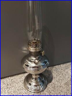 Model 11 Aladdin Lamp Complete With Correct Chimney. Very Nice Condition