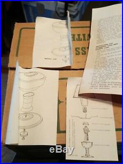 NEW NOS Aladdin Kerosene Mantle Lamp Model B139S Vintage 1984 Brand New MIB