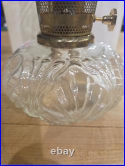 New Vintage Aladdin Genie II Clear Glass Incandescent Oil Lamp G6106 Unfired Box