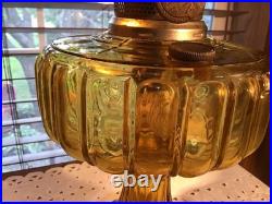 Nice Aladdin 24 Corinthian Amber Oil Lamp With Quilted Puff Shade & Wick